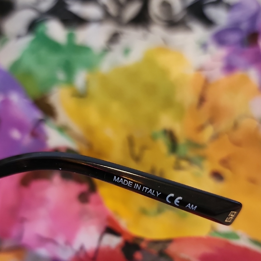 Givenchy Black Round Glasses with Silver Accents - Picture 5 of 9